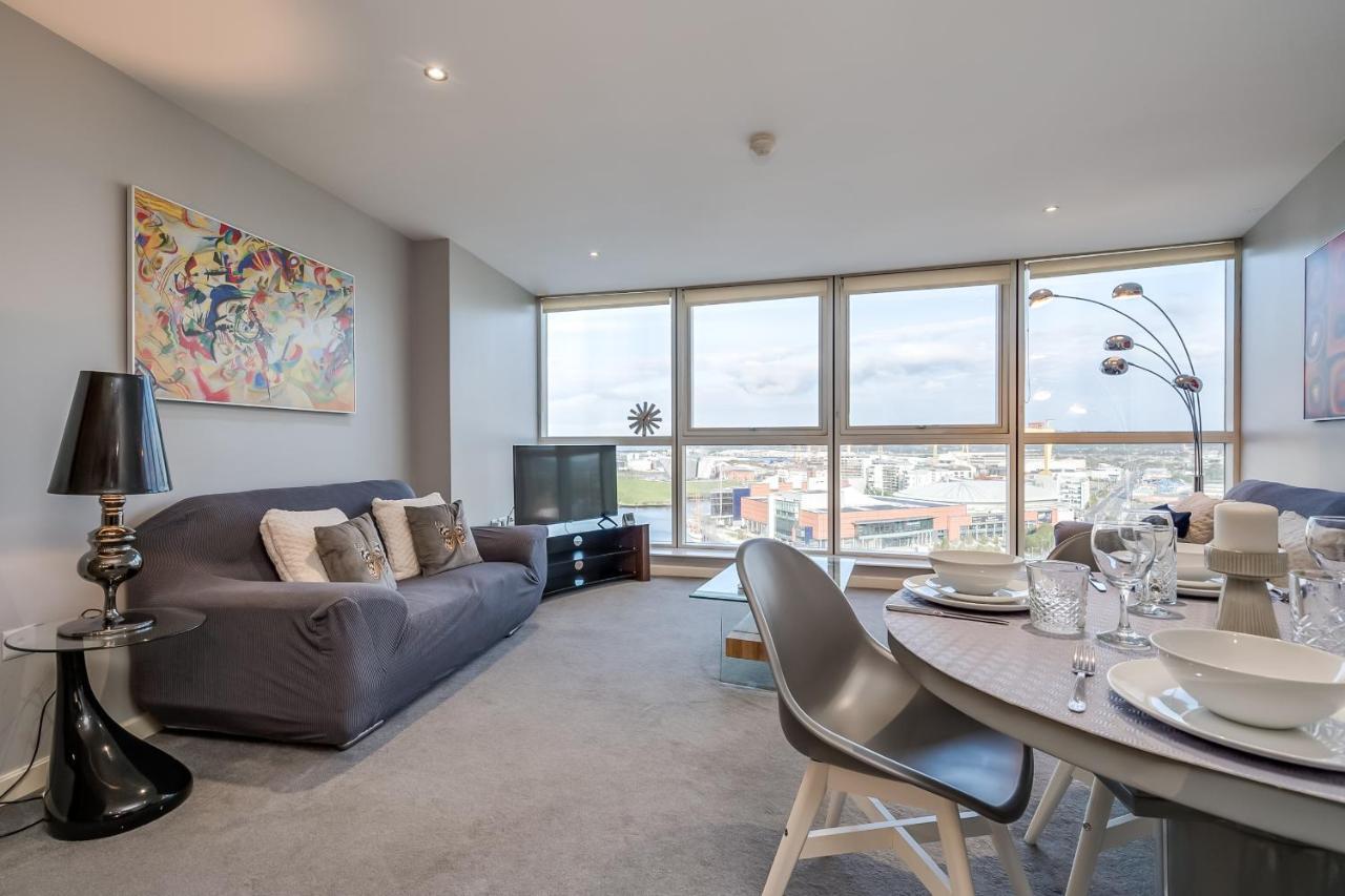 Entire With Sea View In Prime Location *